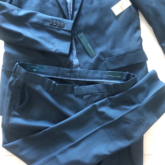 Perry Ellis Navy Blue Slim Fit Suit - Picture 5 of 6